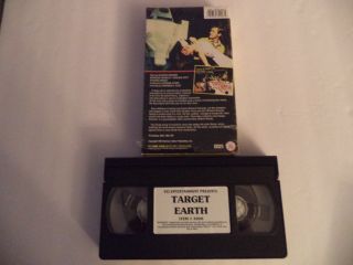 HORROR/SCI FI TARGET EARTH Raw Panic VHS Videotape RARE in shrink 2