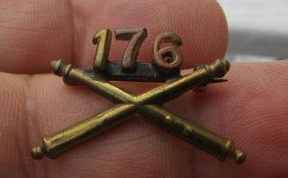 Rare Wwii Army 176th Field Artillery Battalion Pin Brass Canons