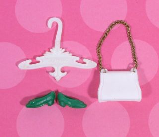 Vintage Topper Dawn Green Bow Shoes Chain ' er Up White Purse & Hanger 1970s VGUC 2