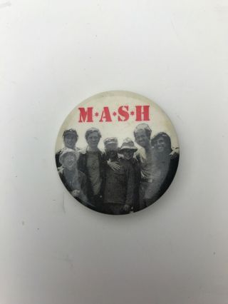 1981 Mash M A S H Tv Series Collectible Button Pin Rare Vintage