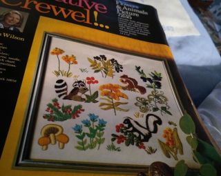 1972 Columbia Minerva Erica Wilson Crewel Flowers & Animals 7235 Rare No Yarn 2