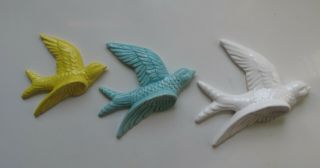 3 Wall Birds Swallows Vintage Style Flying Ceramic Yellow Teal White Retro Gift
