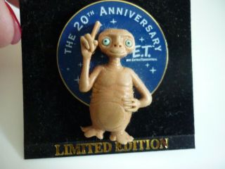 Universal Studios Et 20th Anniversary Rubber Pin Limited Edition 5000 Rare 2002