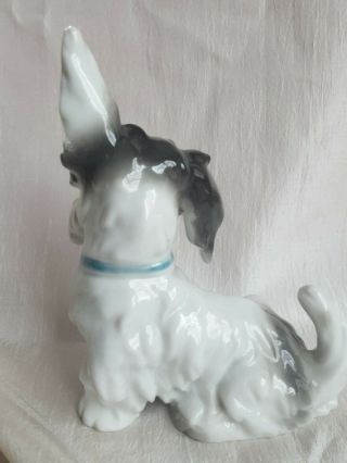 Vintage East Germany Porcelain Terrier 2