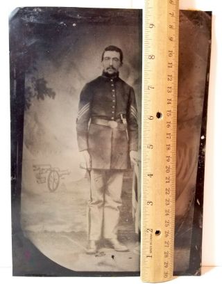 Rare U.  S.  Civil War,  Union Army sergeant,  pistol,  full - plate tintype photo,  old 2