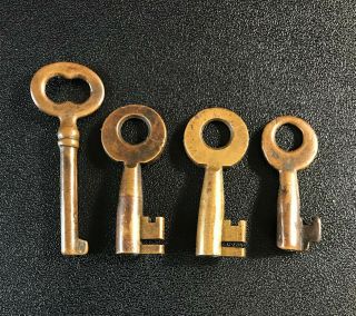 4 Antique Brass Hollow Barrel Skeleton Keys Vintage Old