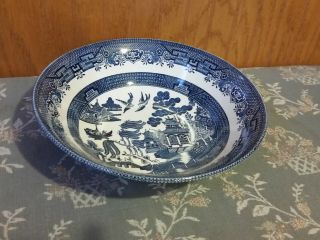 Blue Willow 9.  5 " Serving Bowl Churchill Made In Staffordshire England