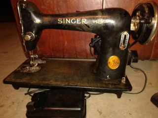 Antique 1900s Singer Cast Iron Industrial Vtg Sewing Machine W/ Foot Peddle Rare