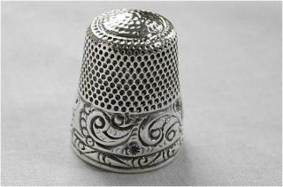 Antique Sterling Silver Repousse Thimble Stern Bros Size 9