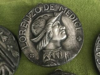4 Vintage Italian Art DeMedic Family coin wall plaques ceramic 1434 - 1737 each 7” 2