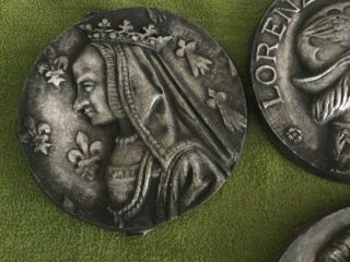 4 Vintage Italian Art DeMedic Family coin wall plaques ceramic 1434 - 1737 each 7” 3