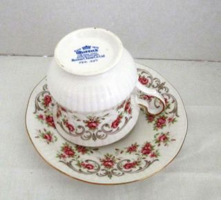 Grandmother Vintage Rosina Queen ' s Tea Cup and Saucer - Fine Bone China England 3