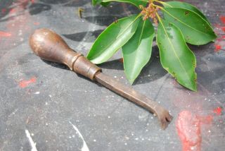 Antique Wood Handle Small Hand Held Nail Tack Puller Antique Tool 3
