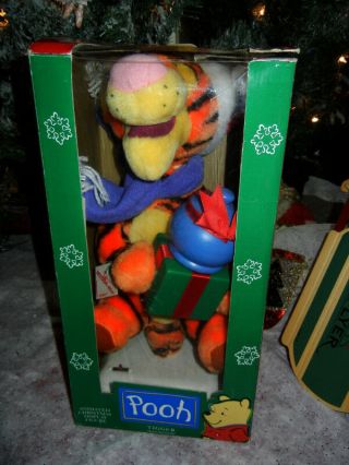 Classic Disney Animated Tigger Gifts For Pooh Christmas Telco Motion - Ette Rare