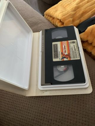 Pete ' s Dragon VHS Walt Disney Home Video White Clamshell Rare Cover 3