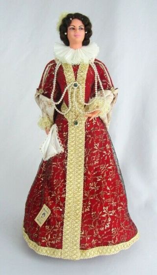 Vintage Spain Marin Chiclana Dama Ilustre Red & Gold Gown 16 " Doll With Stand