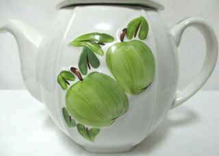 CARLTON WARE England GREEN APPLES 3 - D TEAPOT with Strainer Ceramic RARE 2
