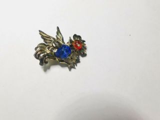 Rare Clear Red Blue Rhinestone Gold tone Metal Fighting Rooster Brooch Vintage 2