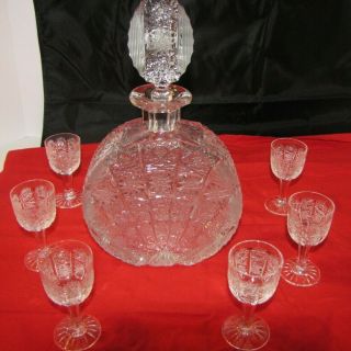 16 Oz Cut Crystal Wine Decanter With 6 Shot Glasses See Picture.