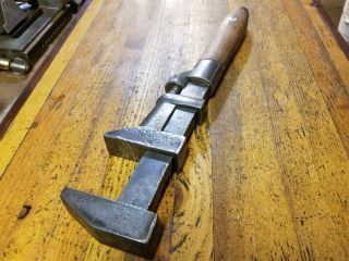 Antique Tools Adjustable Monkey Wrench • Coes Huge 18 " Vintage Tools Plumbing☆us