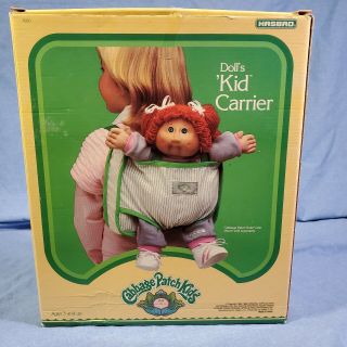 1983 Cabbage Patch Kids Snuggle Close Baby Doll Backpack Carrier Sling Toy