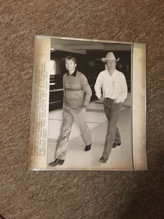 David Soul & John Denver - Rare 1984 Wire Press Photo.  Starsky And Hutch