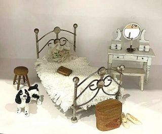 Vintage 1:12 Miniatures - Dollhouse - Victorian Style - Brass Bed - Vanity,  Acc.  Bedroom