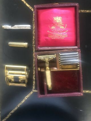 Antique Wilkinson Sword Co Wood Box Razor Shaving Kit Made In England,  5 Blades