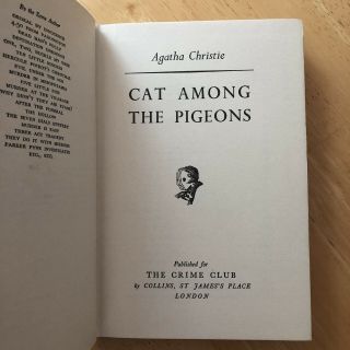 AGATHA CHRISTIE Cat Among the Pigeons VINTAGE HARDCOVER 1959 UK Crime Club RARE 2