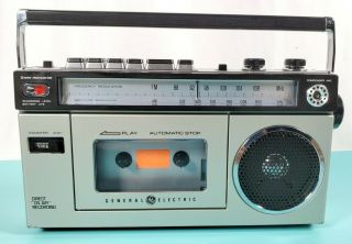Vintage Very Rare Ge Cassette Player Am Fm Radio Recorder Model 3 - 5226a