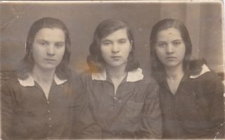 1933 Pretty Young Three Women Girls Sisters Long Hair Old Antique Russian Photo