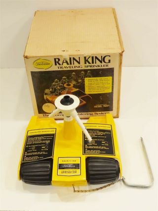 Rare Vintage Sunbeam Traveling Rain King Lawn Sprinkler Model 7847 (1977) W/ Box