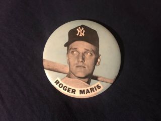 Rare 1961 Roger Maris 3.  5 Inch Blue Pinback Button