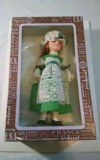 Vtg 1975 Effanbee Ireland 11 " Irish Doll And Stand.