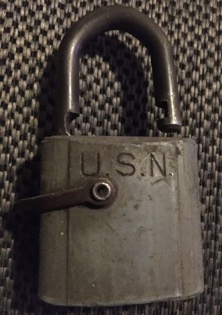 Us Navy Chicago Lock Co.  Padlock (no Key) U.  S.  N.  Military Equipment Lock Antique