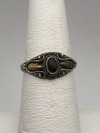 Vintage 925 Sterling Silver Ring Black Onyx Stone Size 5.  75 (2.  2 Grams)