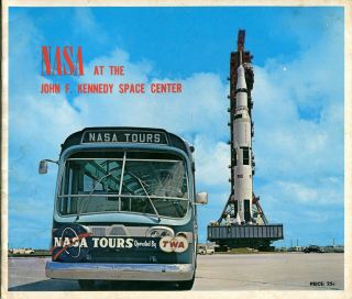 Rare 1972 Nasa At The John F.  Kennedy Space Center 25 Page Souvenir Guidebook