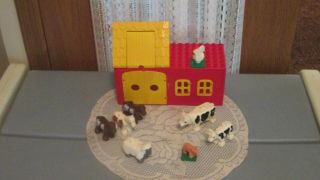 Lego Duplo Vintage Farm.  Barn,  Horses,  Cows,  Sheep,  Pig,  Chicken