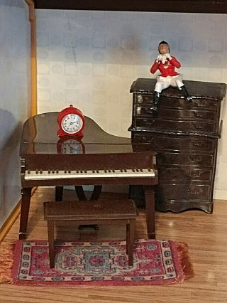 Vintage Miniature 1:16 Renwal Dollhouse Grand Piano Bench Dresser Clock & Rug