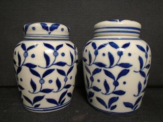 A Chinese Pair Porcelain Early 20th.  C.  B&w Caddy Jars & Covers,  Perfect Cond.