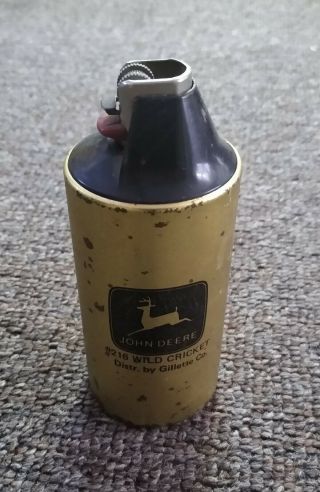 Very Rare Vintage John Deere " Cricket " Cigarette Lighter.  L@@k