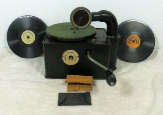 Rare Vintage Small Portable Phonograph Gramophone 78 Rpm Record Player & Records