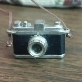 Vintage Miniature Metal 35mm Camera With Vinyl Strap For Tammy Doll Ideal Japan