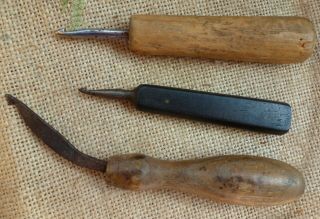 3 Antique Handcrafted Tradional Rug Hooking Hooks,  Primitive.