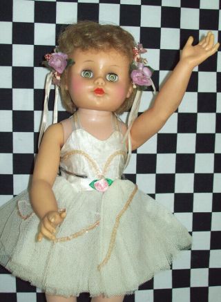 19” Vintage EEGEE Ballerina Doll with Jointed Knees and Ankles Ballet Shoes 2