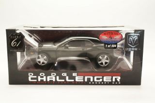 Highway 61 1:18 Dodge Challenger Concept Supercar Collectibles 1 Of 504 Rare