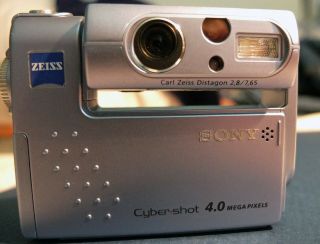 Sony Cyber - Shot Digital Still Camera Dsc - F77a Carl Zeiss Lens 4mp Rare,  Euc Rare