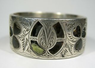 ANTIQUE STERLING SILVER ENGRAVED NAPKIN RING W/ CLOVER/HORSESHOE,  JC&S 1903 2