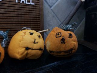 4 Primitive Halloween Jack O Lantern Pumpkin Head Dolls Ornies Bowl Fillers 3