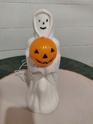 Rare Vintage 14 Inch Plastic Blow Mold Ghost Holding Pumpkin Halloween Light Up